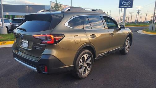 2022 Subaru Outback Touring XT