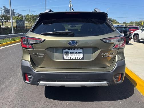 2022 Subaru Outback Touring XT