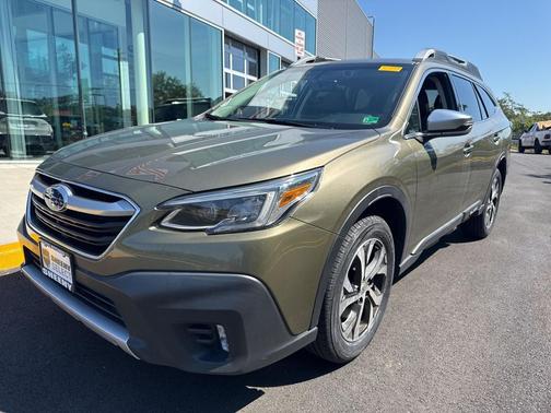 2022 Subaru Outback Touring XT
