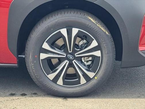 2025 Subaru Solterra Premium