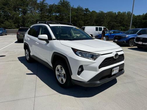 Super White 2019 Toyota RAV4 XLE