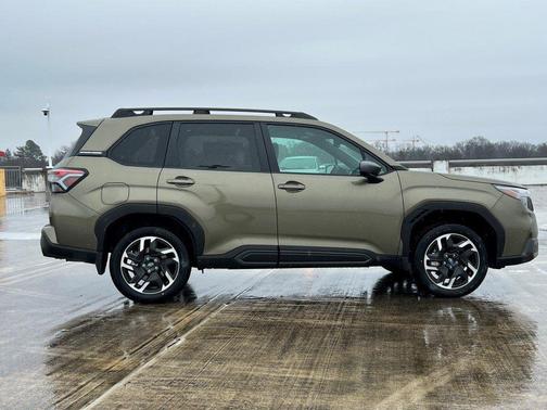 Green Metallic 2026 Subaru Forester Limited