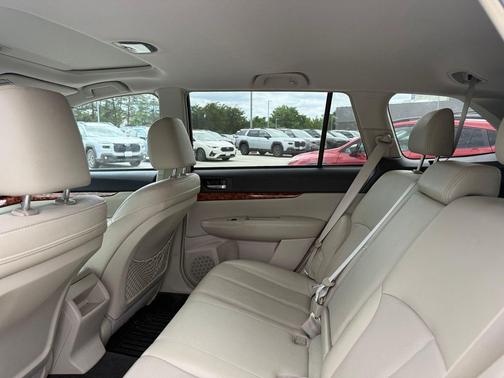 Satin White Pearl 2012 Subaru Outback 3.6R Limited
