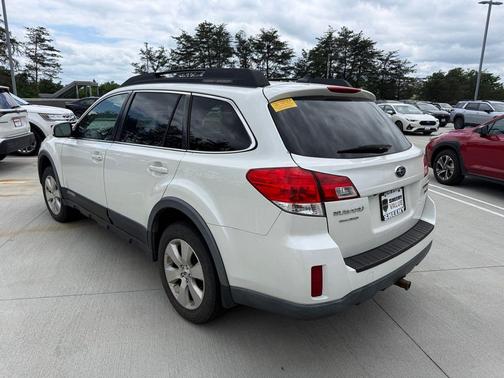 Satin White Pearl 2012 Subaru Outback 3.6R Limited