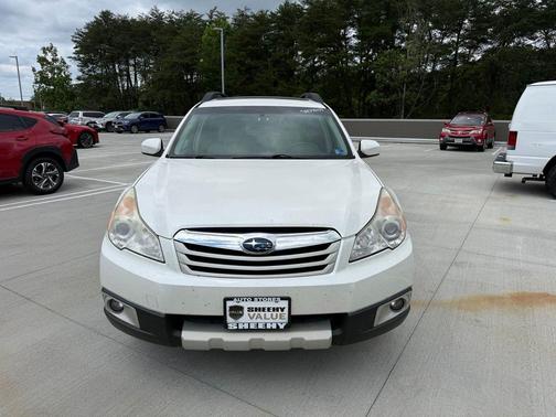 Satin White Pearl 2012 Subaru Outback 3.6R Limited