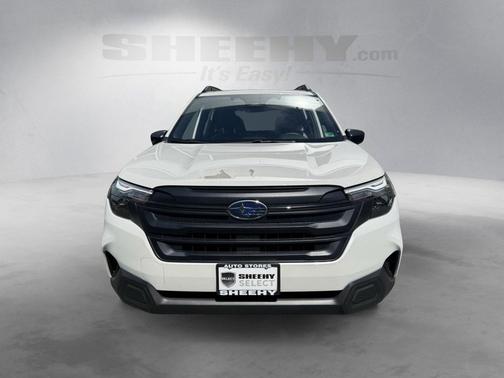 2025 Subaru Forester Base