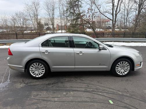 2012 Ford Fusion Hybrid Base
