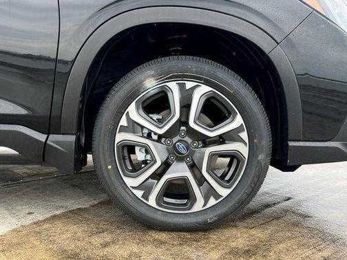 Black / Silver 2026 Subaru Ascent Limited 7-Passenger