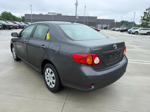 Magnetic Gray Metallic 2010 Toyota Corolla LE