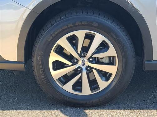 2022 Subaru Outback Premium