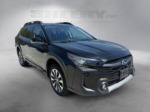 Crystal Black Silica 2024 Subaru Outback Limited