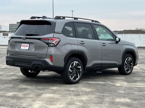 2025 Subaru Forester Hybrid Premium