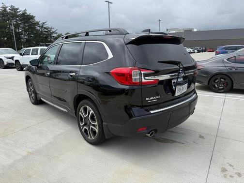 Crystal Black 2024 Subaru Ascent Touring 7-Passenger
