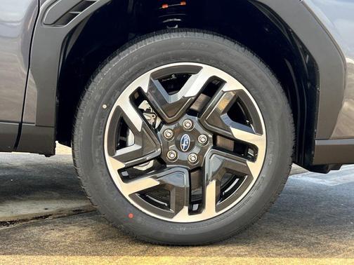 2025 Subaru Forester Hybrid Premium