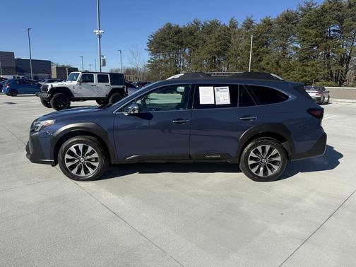 2023 Subaru Outback Touring XT