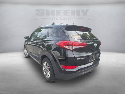 2017 Hyundai TUCSON SE