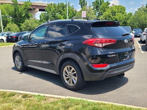 2017 Hyundai TUCSON SE