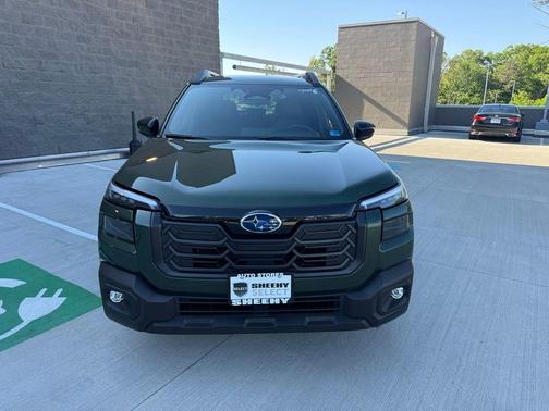 Deep Emerald Green Pearl 2026 Subaru Outback Premium