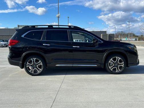 Black / Silver 2026 Subaru Ascent Touring 7-Passenger