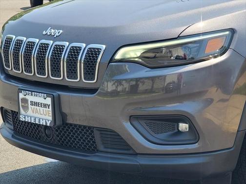2022 Jeep Cherokee Latitude Lux