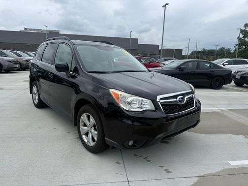 Crystal Black Silica 2015 Subaru Forester 2.5i Limited