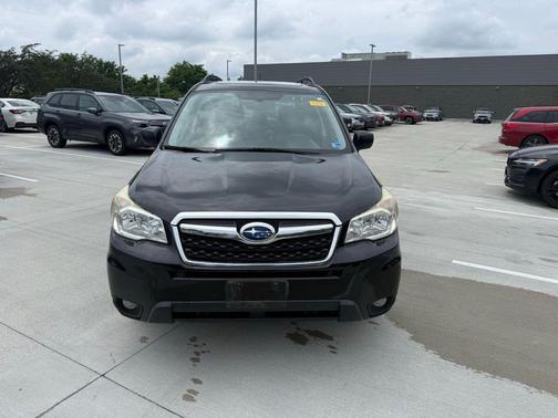 Crystal Black Silica 2015 Subaru Forester 2.5i Limited