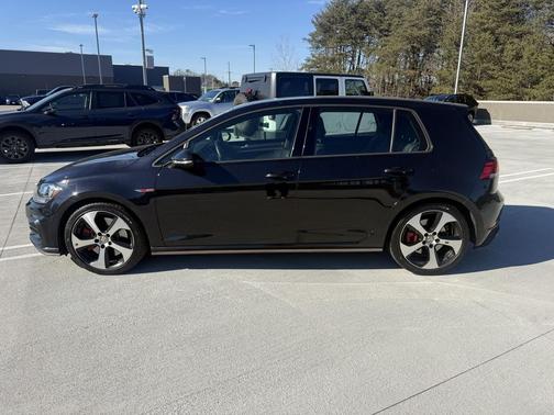 2019 Volkswagen Golf GTI 2.0T S 4-Door