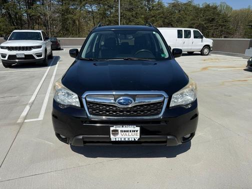 Crystal Black Silica 2015 Subaru Forester 2.5i Limited