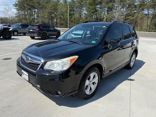 Crystal Black Silica 2015 Subaru Forester 2.5i Limited