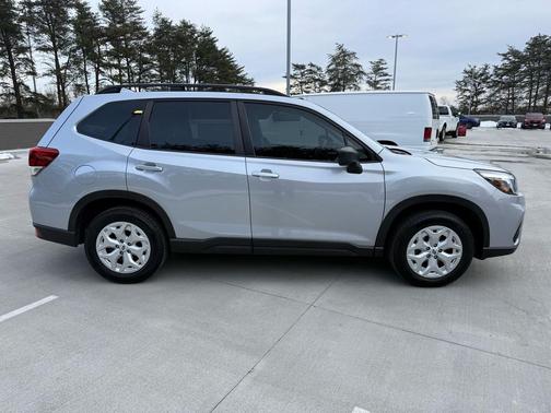 2019 Subaru Forester Base