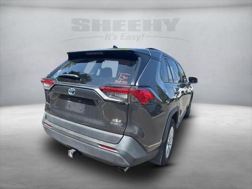 2021 Toyota RAV4 Hybrid XLE