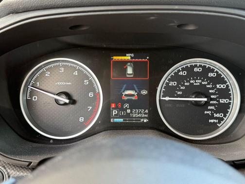 Crystal White Pearl 2022 Subaru Forester Limited