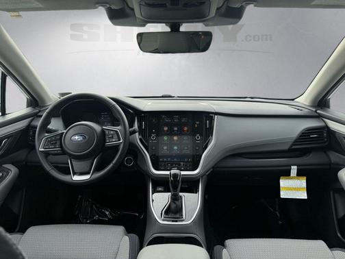 Crystal White Pearl 2025 Subaru Outback Premium