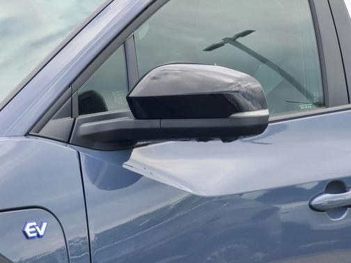 2023 Subaru Solterra Limited