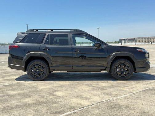 Black / Silver 2026 Subaru Outback Limited