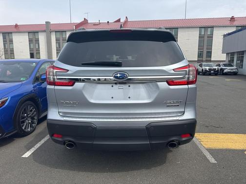 Ice Silver Metallic 2024 Subaru Ascent Touring 7-Passenger