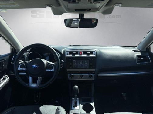 Crystal Black Silica 2017 Subaru Outback 2.5i Limited