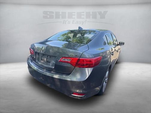 2013 Acura ILX 2.0L w/Premium Package