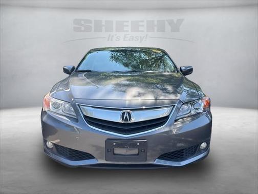 2013 Acura ILX 2.0L w/Premium Package