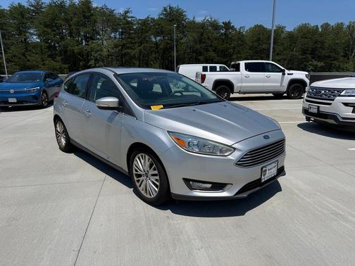 Ingot Silver 2018 Ford Focus Titanium