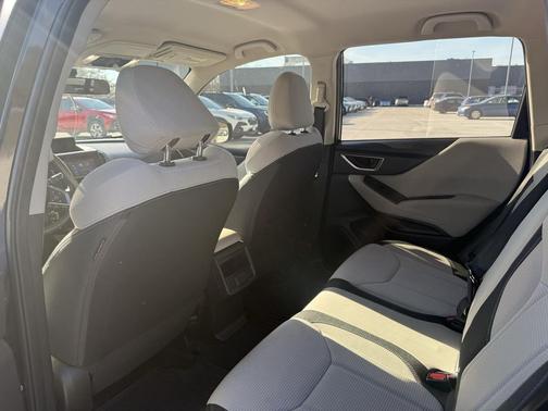 2021 Subaru Forester Base