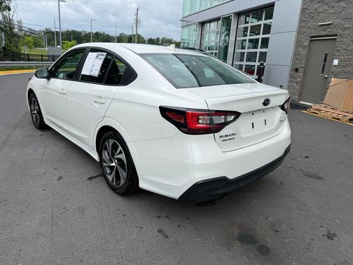 Crystal White Pearl 2025 Subaru Legacy Premium