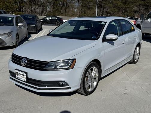 2017 Volkswagen Jetta 1.8T SEL