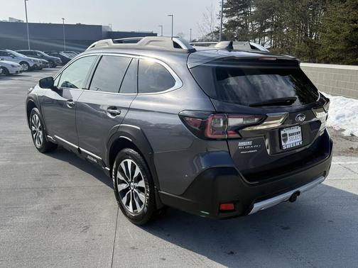 2023 Subaru Outback Touring