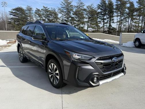2023 Subaru Outback Touring