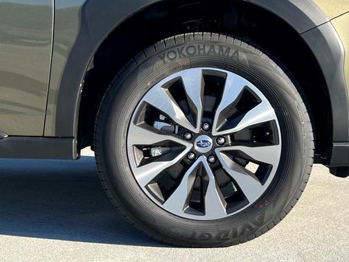 2025 Subaru Outback Touring