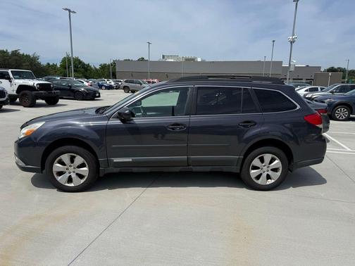 Graphite Grey Metallic 2012 Subaru Outback 2.5i Premium