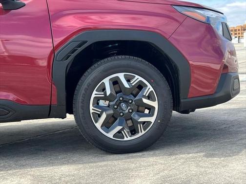 2025 Subaru Forester Base