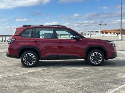 2025 Subaru Forester Base