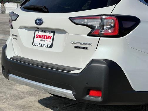 2025 Subaru Outback Touring